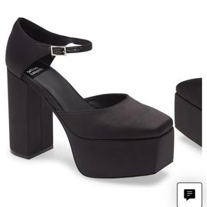Jeffrey Campbell Ovr-N-Out Pump